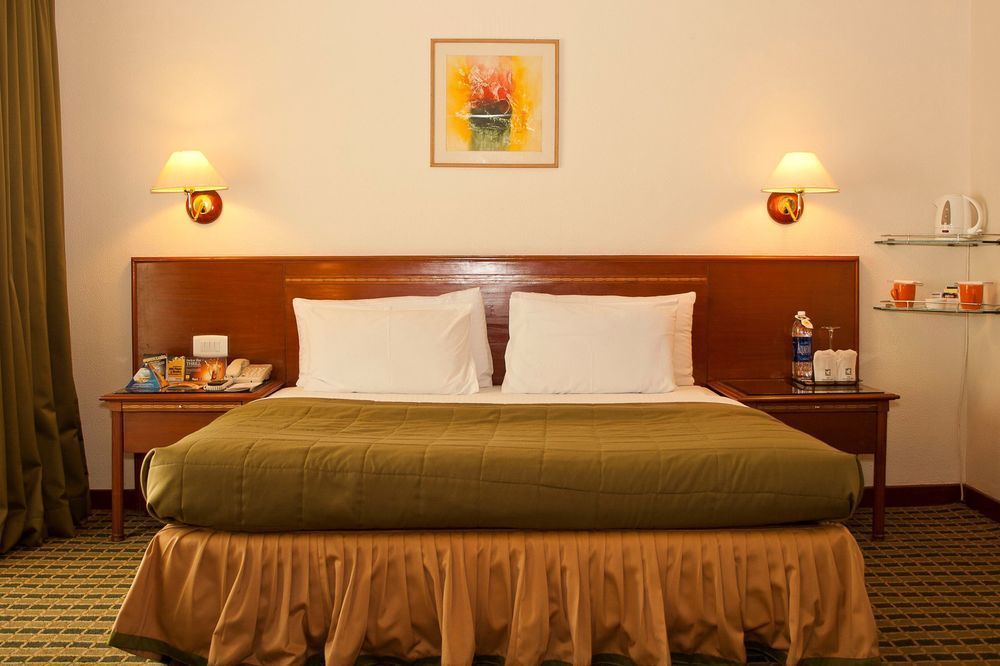 The Central Park Pune Extérieur photo