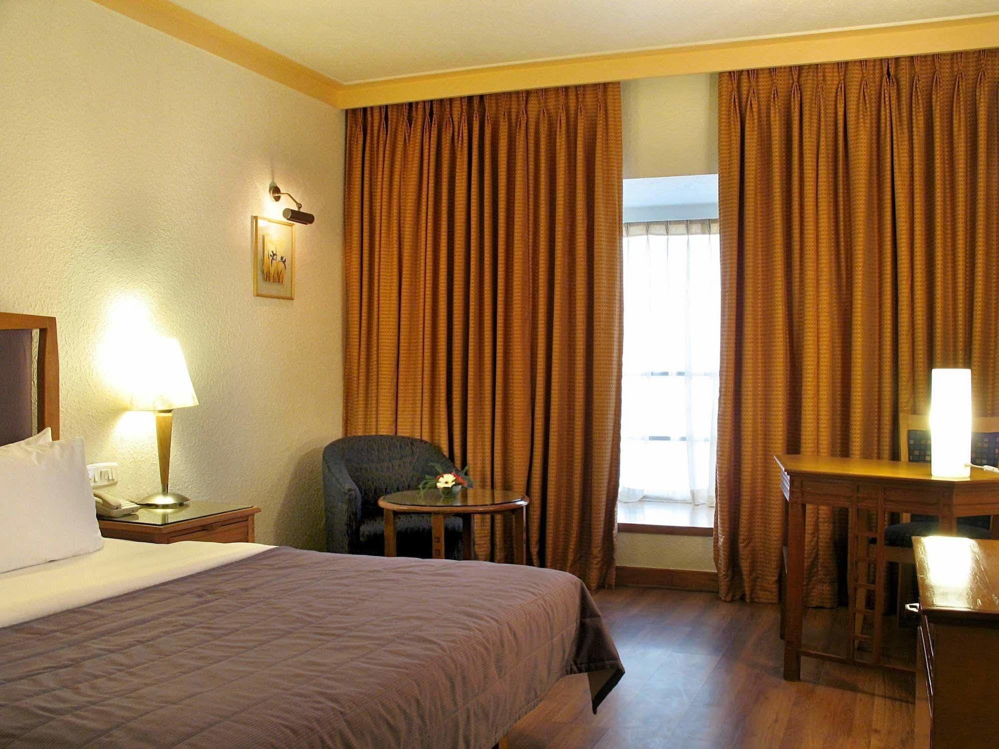 The Central Park Pune Chambre photo