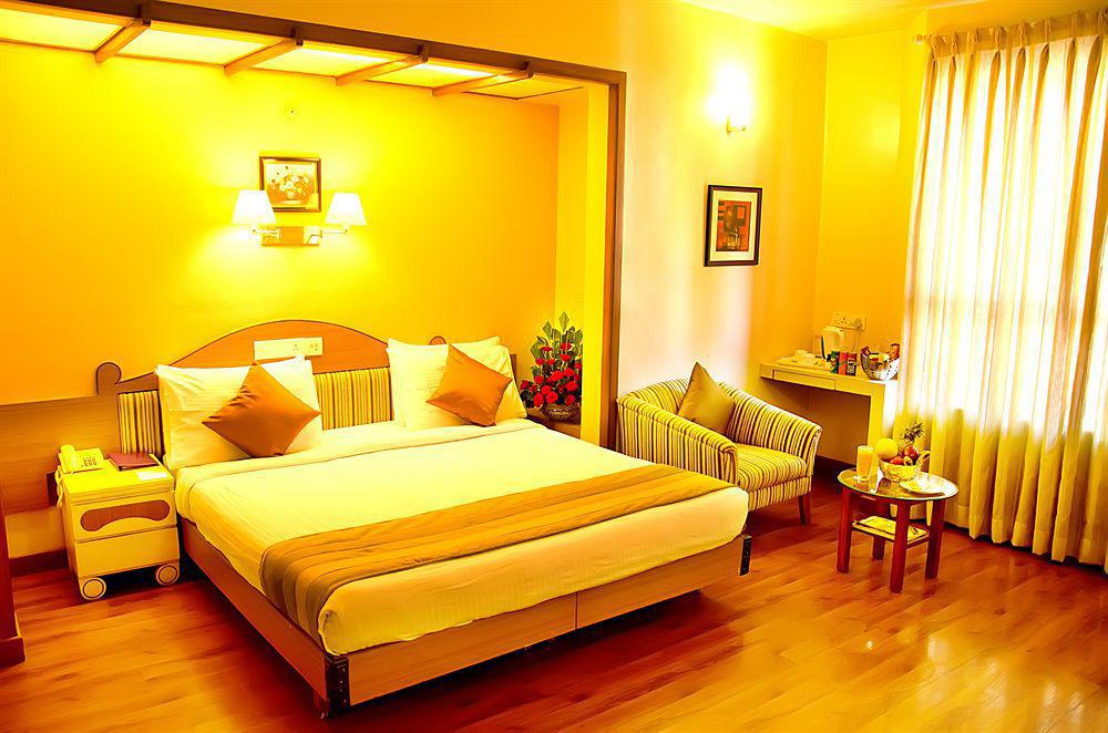 The Central Park Pune Extérieur photo